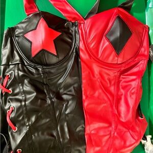 Harley Quinn Top Black and Red NWT